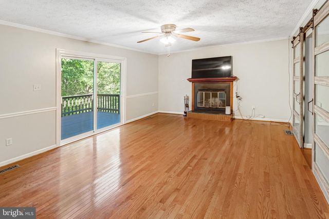 11646 HOWITZER LN, Woodbridge, VA 22192
