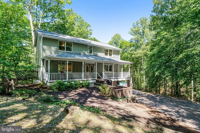 11646 HOWITZER LN, Woodbridge, VA 22192
