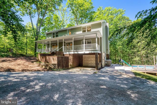 11646 HOWITZER LN, Woodbridge, VA 22192