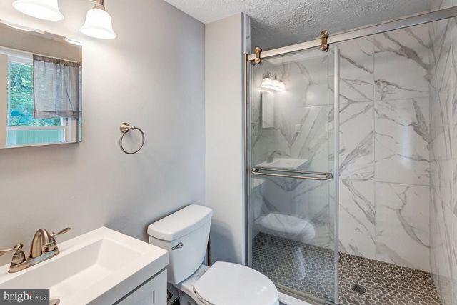 11646 HOWITZER LN, Woodbridge, VA 22192
