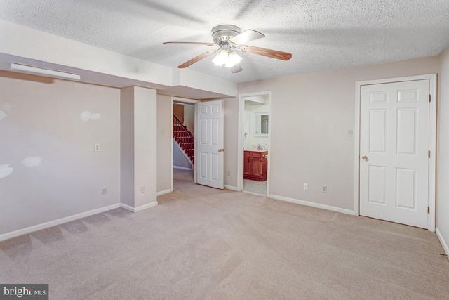 11646 HOWITZER LN, Woodbridge, VA 22192