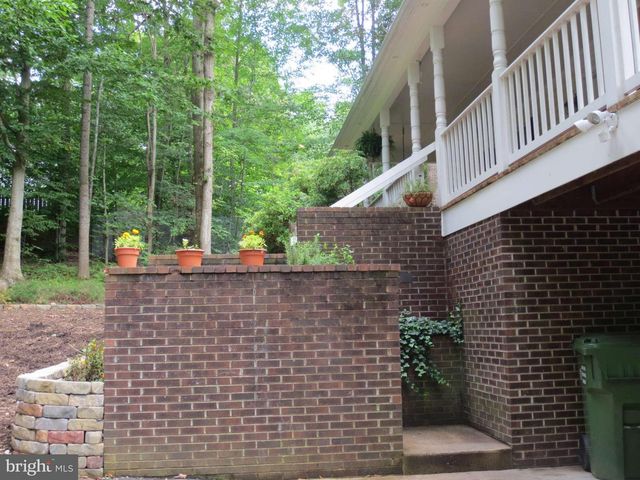 11646 HOWITZER LN, Woodbridge, VA 22192