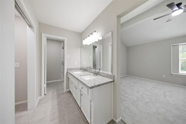 21 Oldstream Court, The Woodlands, TX 77381