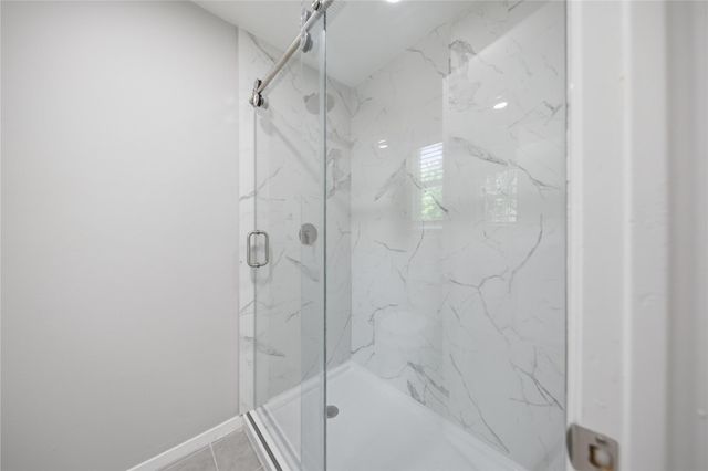 21 Oldstream Court, The Woodlands, TX 77381