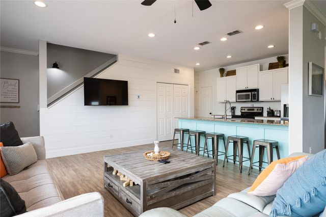 3228 Castle Drive, Crystal Beach, TX 77650