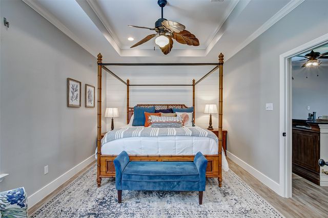 3228 Castle Drive, Crystal Beach, TX 77650