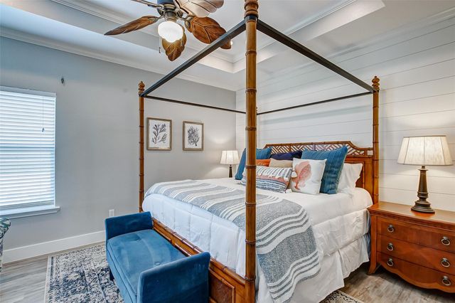 3228 Castle Drive, Crystal Beach, TX 77650