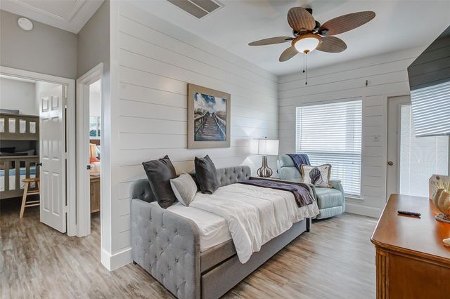 3228 Castle Drive, Crystal Beach, TX 77650