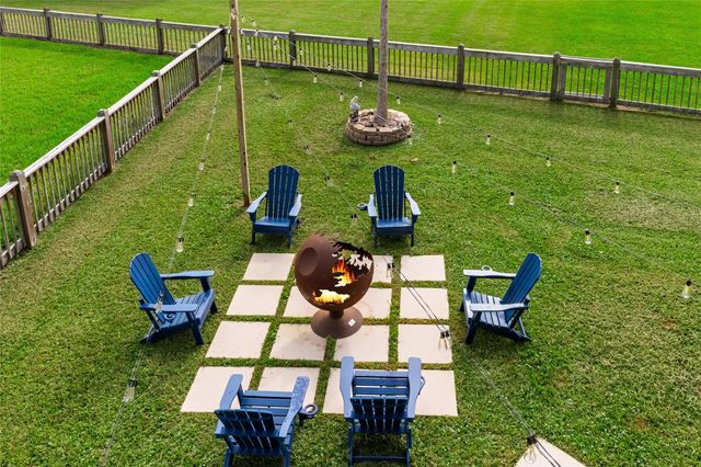 3228 Castle Drive, Crystal Beach, TX 77650