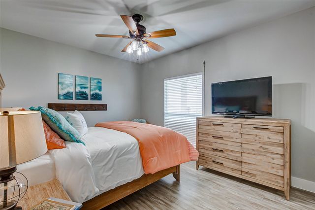 3228 Castle Drive, Crystal Beach, TX 77650