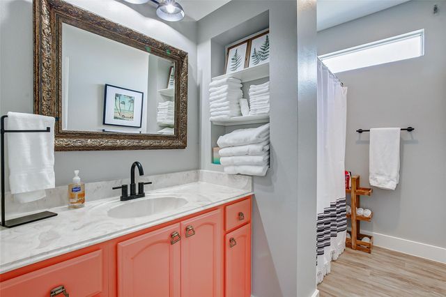 3228 Castle Drive, Crystal Beach, TX 77650