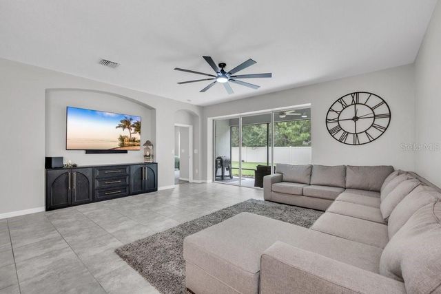 17651 BRIGHT WHEAT DRIVE, Lithia, FL 33547