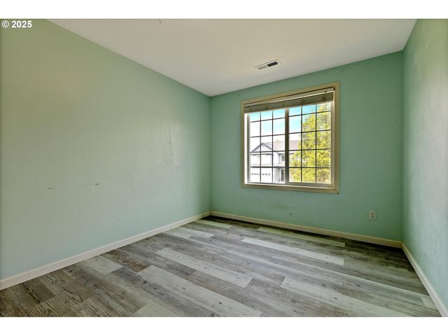 215 Nw 150TH Way, Vancouver, WA 98685