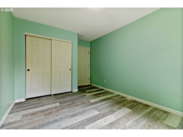 215 Nw 150TH Way, Vancouver, WA 98685