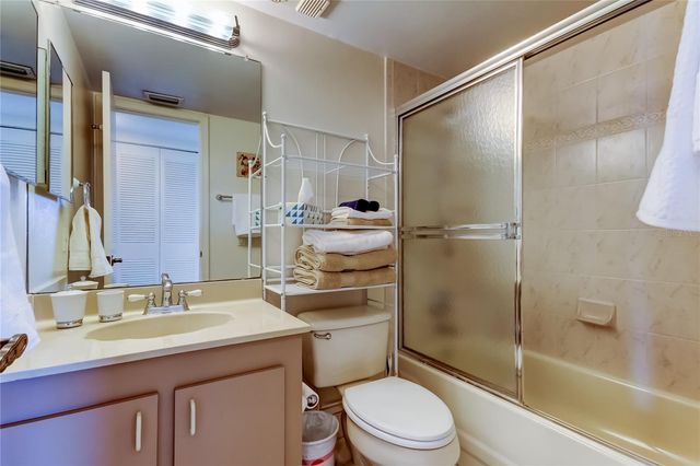 6218 PALMA DEL MAR BOULEVARD S 606, St Petersburg, FL 33715
