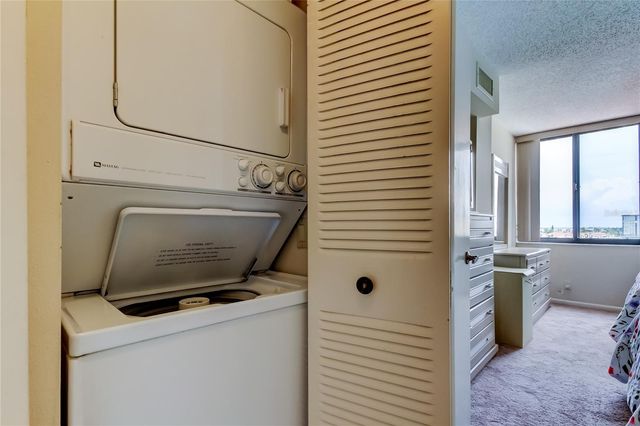 6218 PALMA DEL MAR BOULEVARD S 606, St Petersburg, FL 33715