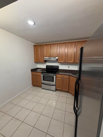 3929 N Carambola Cir N 2902, Coconut Creek, FL 33066