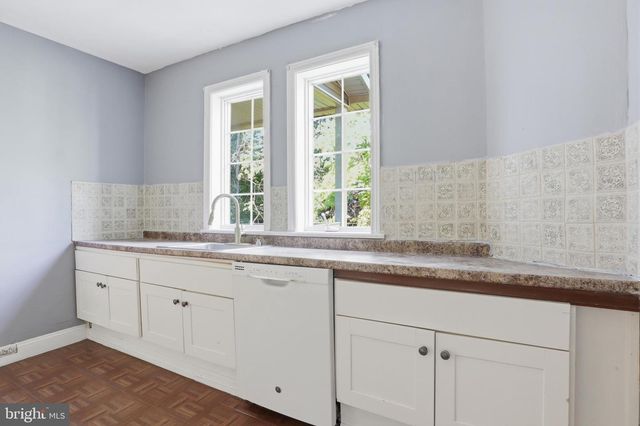 323 E ORANGE ST, Elizabethtown, PA 17022