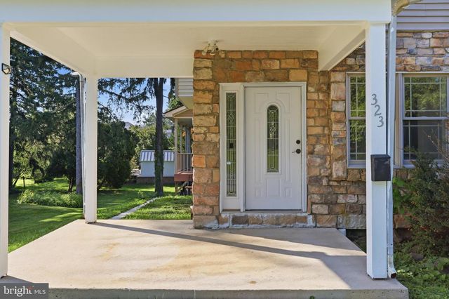 323 E ORANGE ST, Elizabethtown, PA 17022