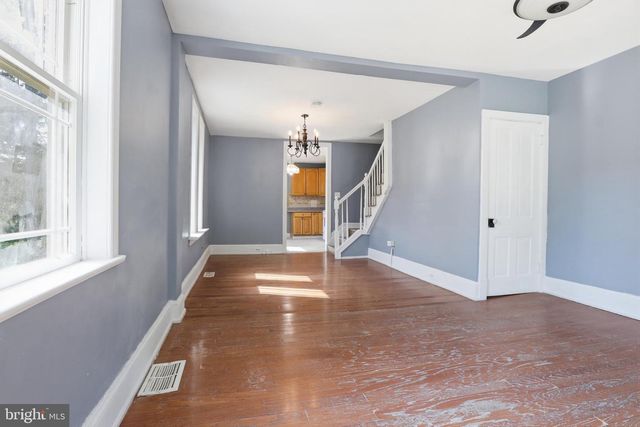 323 E ORANGE ST, Elizabethtown, PA 17022