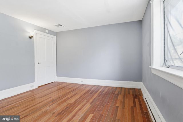 323 E ORANGE ST, Elizabethtown, PA 17022