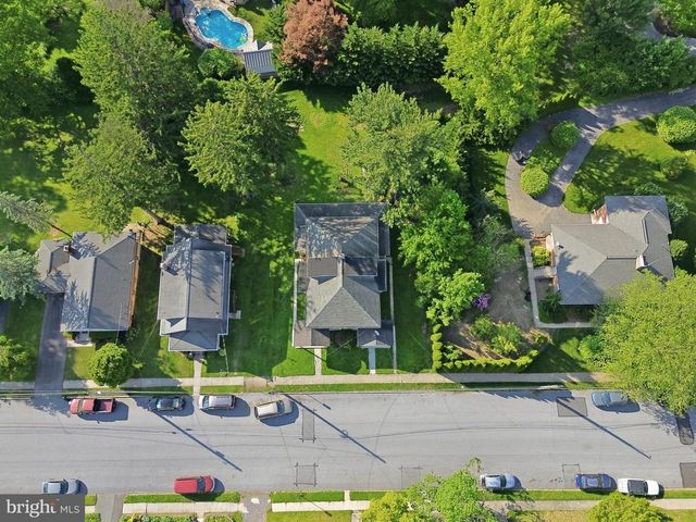 323 E ORANGE ST, Elizabethtown, PA 17022