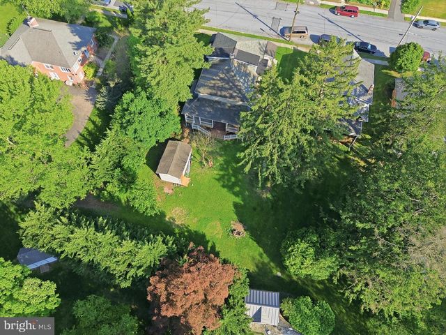 323 E ORANGE ST, Elizabethtown, PA 17022