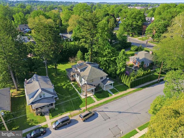 323 E ORANGE ST, Elizabethtown, PA 17022