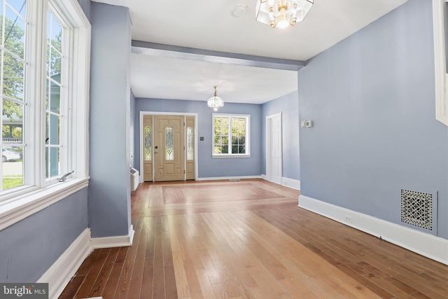 323 E ORANGE ST, Elizabethtown, PA 17022
