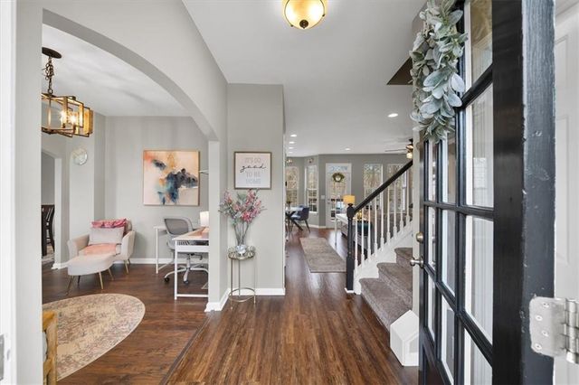 508 Chestnut Walk, Canton, GA 30114