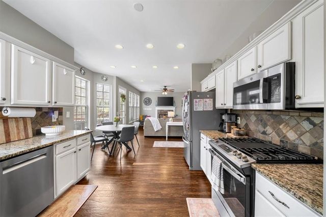 508 Chestnut Walk, Canton, GA 30114