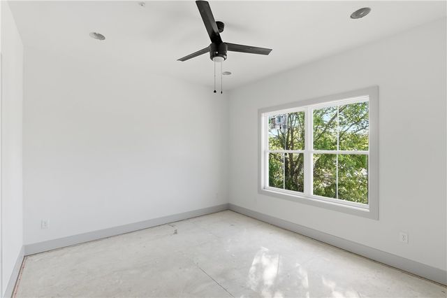 301 Park Place, College Station, TX 77840