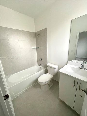 929 NE 211th Street, Miami, FL 33179