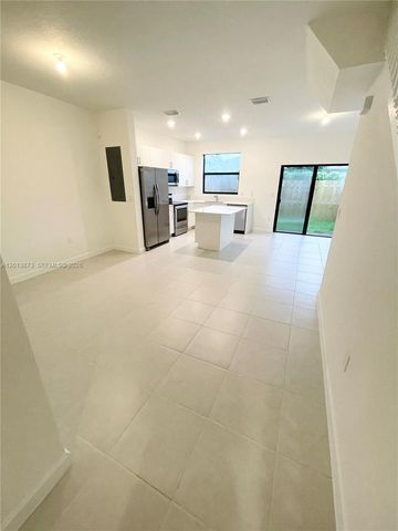 929 NE 211th Street, Miami, FL 33179
