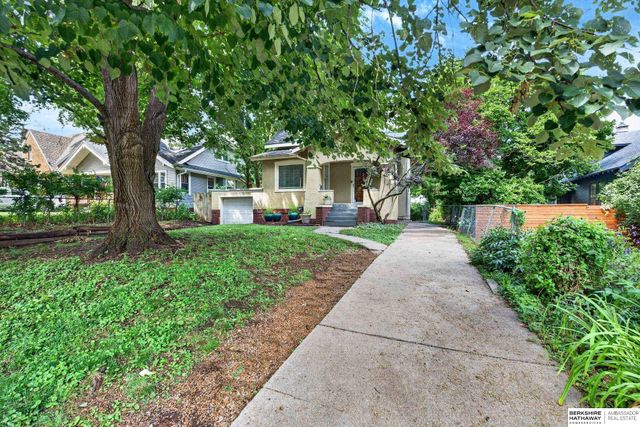3136 N 58th Street, Omaha, NE 68104