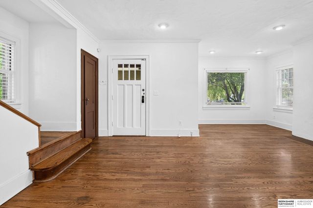 3136 N 58th Street, Omaha, NE 68104
