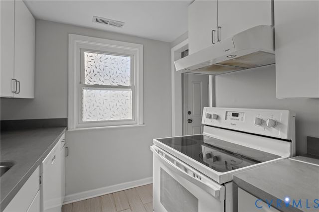 8005 Dalmain Dr, Henrico, VA 23228