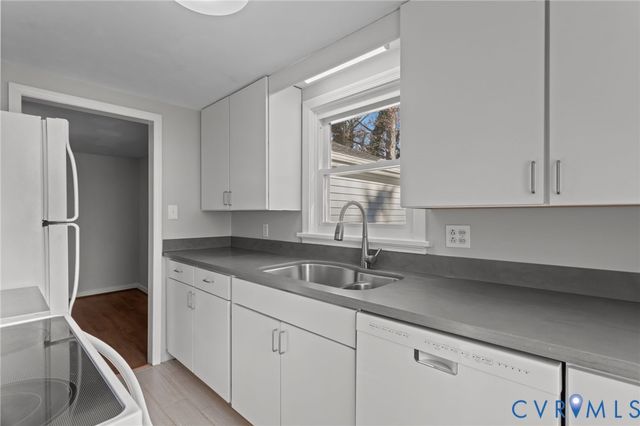 8005 Dalmain Dr, Henrico, VA 23228