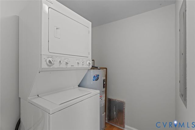 8005 Dalmain Dr, Henrico, VA 23228