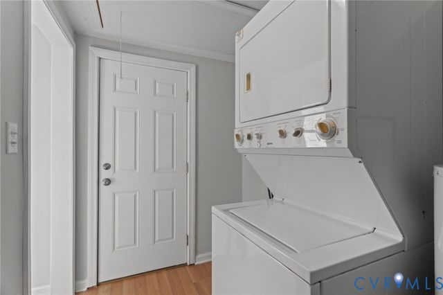 8005 Dalmain Dr, Henrico, VA 23228