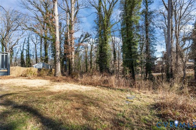 8005 Dalmain Dr, Henrico, VA 23228