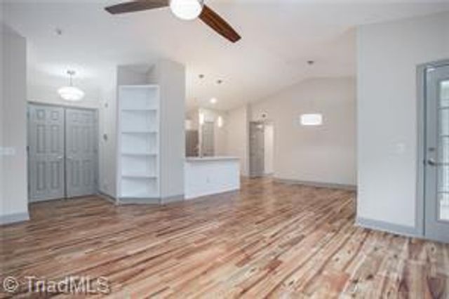 3725 Morris Farm Drive 3B, Greensboro, NC 27409