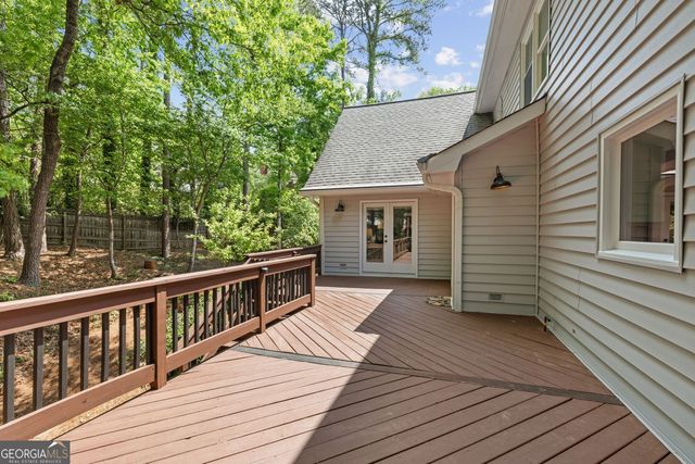 685 Wood Work Way, Roswell, GA 30076