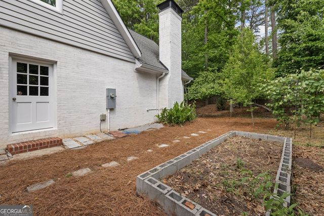 685 Wood Work Way, Roswell, GA 30076