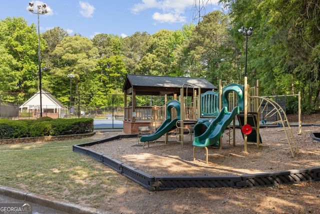 685 Wood Work Way, Roswell, GA 30076