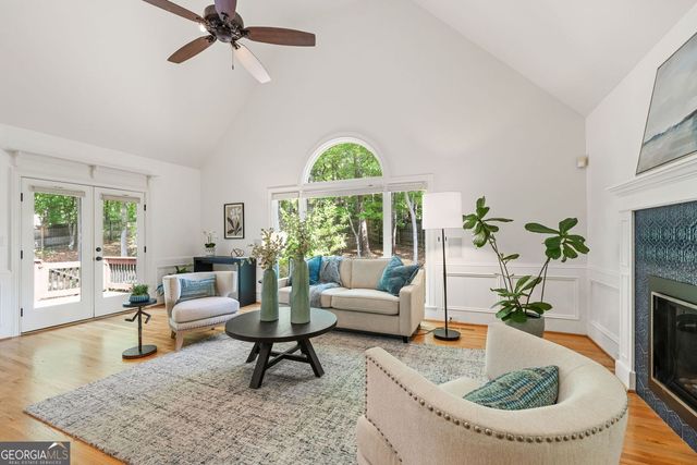 685 Wood Work Way, Roswell, GA 30076