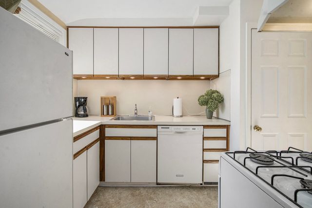 2308 Pittsfield Boulevard, Ann Arbor, MI 48104