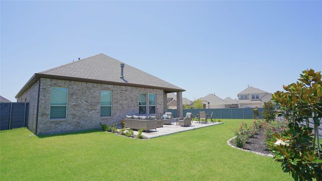 1101 Ginger Road, Aubrey, TX 76227