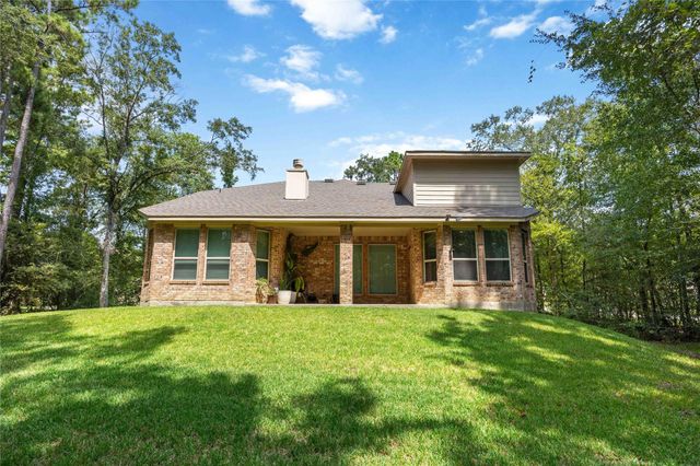 11227 Quiet Lake Drive, Conroe, TX 77304