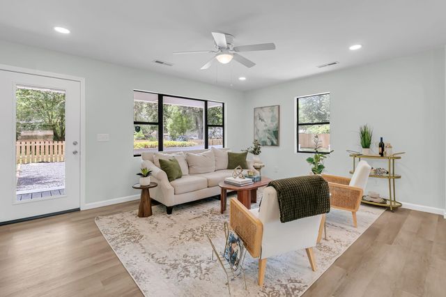 802 Royle Road, Ladson, SC 29456